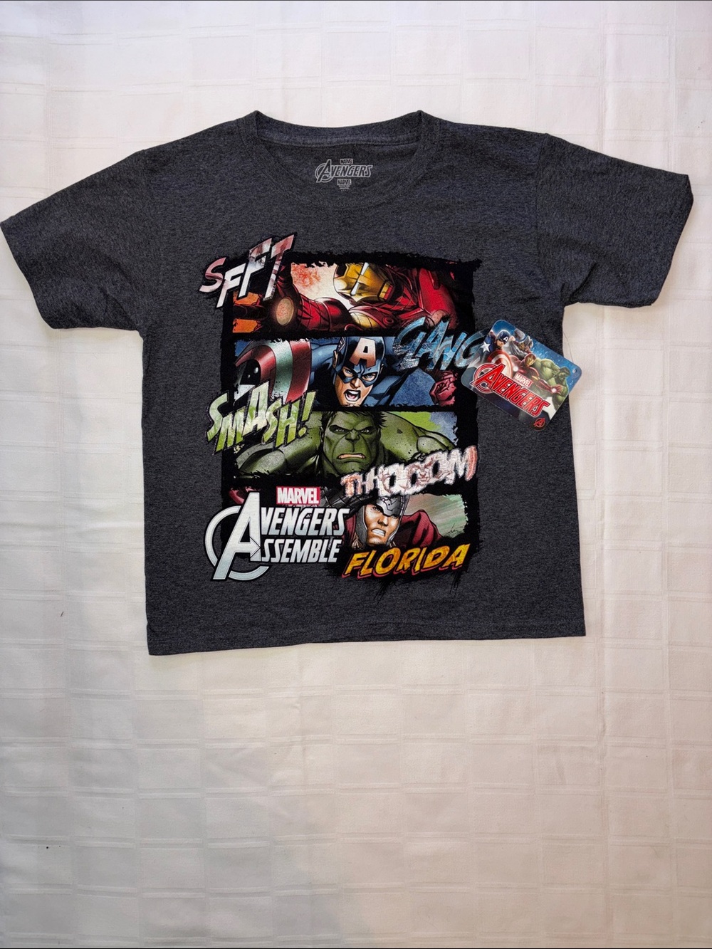✨NWT✨Marvel Avengers Assemble Kids Graphic Tee - Dark Gray with Multicolor Print